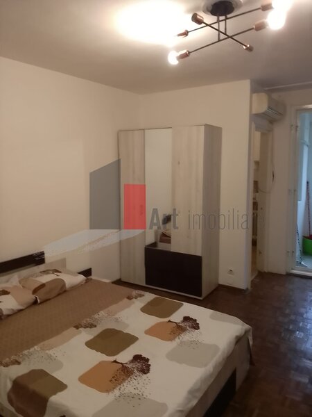 Drumul Taberei, garsoniera,